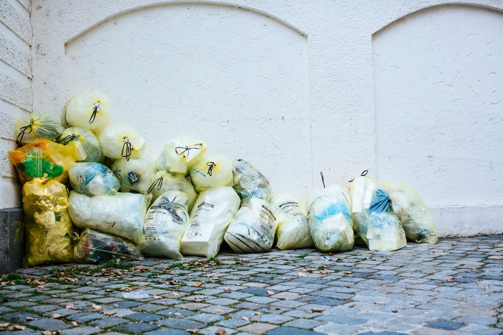 Trash and debris removal in Dayton, OH – Herk's Services